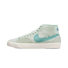 Скейтерские кеды Nike SB Blazer Court Mid Premium, светло-зелёный/голубой (Размер 44 RU) dm8553 300 | green | cdek_stock