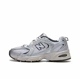 Кроссовки New Balance 530, полнота D, размер 44 EU, Silver metallic with summer fog and nb navy 103255183841