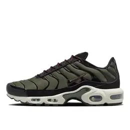 Кроссовки Nike Air Max Plus, размер 7.5us 40.5eu 25.5cm, зеленый 103204730580