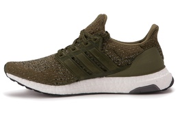 Кроссовки Adidas Ultra Boost 3.0 Trace Olive s82018