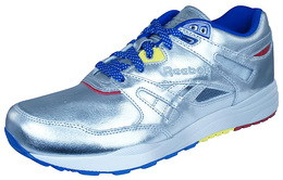 Reebok Кроссовки Мужчины v70616