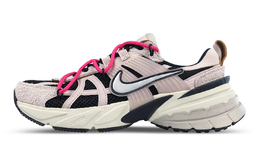 Кроссовки для бега V2K Run унисекс с низким верхом, черные/розовые Nike fn6703-001(team116-v2k黑粉解构) | black
