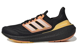 Кроссовки Adidas UltraBoost Light 'Black Screaming Orange' hq8595