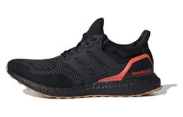 Кроссовки Adidas UltraBoost 1.0 Low Black Solar Red Gum, черный if1911 | black