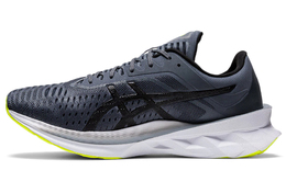 Asics Novablast Кроссовки Мужчины 1011a681-020