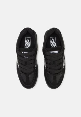 Кроссовки на шнуровке UPLAND UNISEX Vans, черный va215o0dr-q12 | black/white