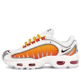 Кроссовки air max tailwind 4 nrg Nike, белый ck4122-100 | white/black-univ gold-hbnr red