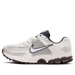 Кроссовки air zoom vomero 5 Nike, бежевый fj2028-001 | beige/metallic platinum/light iron ore/baroque brown/black