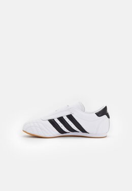 Кроссовки на шнуровке TAEKWONDO W Adidas, белый ad111a2o6-a11 | white/core black