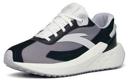 Кроссовки Icing Lifestyle женские с низким верхом Sandstorm Grey/Black/Ice White/Floating Cloud Gray Anta 922228856-4
