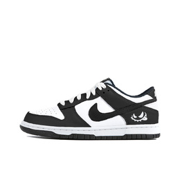 Кроссовки Nike Dunk Skateboard Shoes Women's Low-Top Black cw1590-100(team189-魔法黑镜) | black