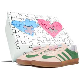 Кроссовки Adidas Gazelle Skateboarding Shoes Unisex Low-top White/pink, зеленый hq9016(team113-\"牛油果\"s-box) | green