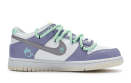 Кроссовки Nike Dunk Skateboard Shoes Women's Low-Top White fj7707-131(team80-女款松鼠紫)