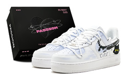 Кроссовки Nike Air Force 1 Skateboarding Shoes Women's Low-top Black, цвет Light Lavender dh2920-111(teams-神秘黑猫女s-box) | light lavender