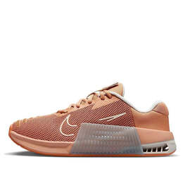 Кроссовки меткон 9 Nike, коричневый dz2537-200 | amber brown/guava ice-lt bone-mica green