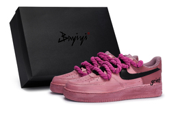 Кроссовки Nike Air Force 1 Skateboard Shoes Unisex Low-Top Black cw2288-111(team80-病号少女空军版sbox) | pink/black