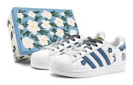 Кроссовки для скейтбординга Superstar, унисекс, низкие, белый/синий Adidas eg4958(teams2-萌趣鲨鱼s-box) | navy blue