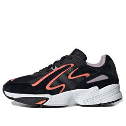 Массивные кроссовки yung 96 chasm Adidas, черный ee7234 | black