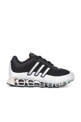 Кроссовки женские Megaride Adidas, цвет Core Black, Silver Metallic, & Core Black adio-wz59 | core black, silver metallic, & core black