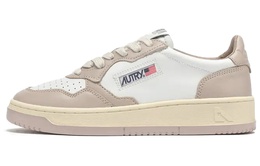 Кроссовки Autry Medalist Low-top Sneaekers aulw-wb25