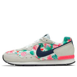 Кроссовки Venture Runner Nike, серый cv8983-001 | graygreenred