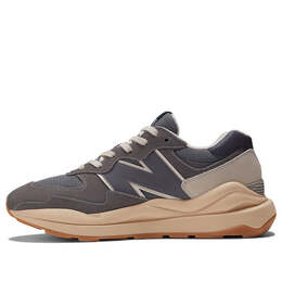 Кроссовки 57 40 New Balance, серый m5740rss | grey/brown