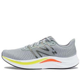 Кроссовки fuelcell propel v4 New Balance, черный mfcprlh4 | quartz grey with black