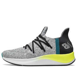 Кроссовки cypher v2 d New Balance, черный msrmclw2 | black/white