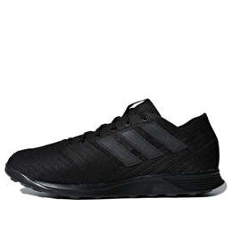 Кроссовки немезиз танго 17,4 т.р. Adidas, черный cp9127 | core black
