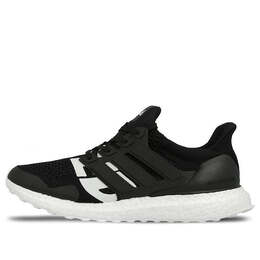 Кроссовки undefeated x ultraboost 4.0 Adidas, черный b22480 | black