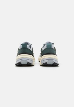 Кроссовки на шнуровке V2K RUN Nike, зеленый ni112o10b-m11 | vintage green/mineral spruce/wolf grey/coconut milk/black