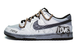 Кроссовки Nike Dunk Skateboarding Shoes Men Low-top Grey/black, серый dd1391-100(team285-男款蛇皮love) | gray
