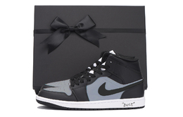 Баскетбольные кроссовки Air 1 Vintage Men Low-Touch Black Grey Jordan dq8426-132(team59-男款黑灰二sbox) | coffee