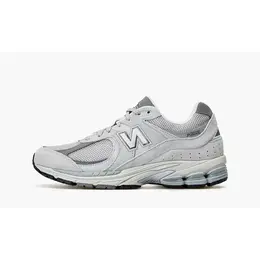 Кроссовки New Balance 2002R, полнота G, размер 43 RU, серый 4458013621
