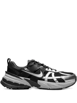 Кроссовки V2K Run 'Black Metallic Silver' Nike, черный 28144644 | черный