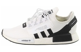 Кроссовки Adidas NMD V2 Footwear White Core Black fv9022