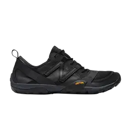 Кроссовки New Balance Issey Miyake x MT10O, черный mt10ois | black