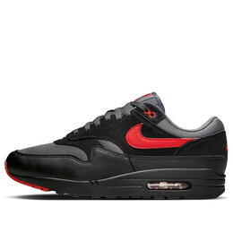 Кроссовки air max 1 essential 'vamps' Nike, черный fz5808-008 | black/university red/iron grey