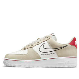 Кроссовки air force 1 '07 lv8 'first use' Nike, серый db3597-100 | light stone/black/sail/university red