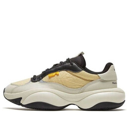 Кроссовки randomevent x alteration kurve 'asparagus' Puma, белый 371400-01 | white/black
