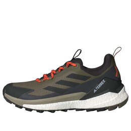 Кроссовки terrex free hiker 2.0 low gore-tex 'olive strata black carbon' Adidas, зеленый ih3537 | olive strata/core black/carbon