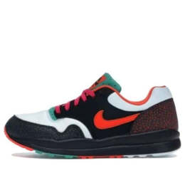Кроссовки air safari se 'supreme tech' Nike, черный ao3298-002 | black/multi-color