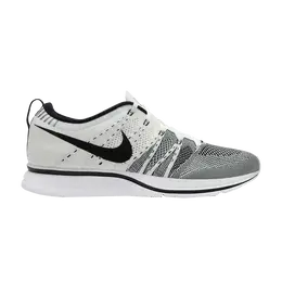 Кроссовки Nike Flyknit Trainer 'White Black', белый 532984 100 | white
