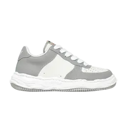Кроссовки Maison Mihara Yasuhiro Wayne OG Sole Embossed Leather Low 'Grey White', серый a11fw712 grywht | grey