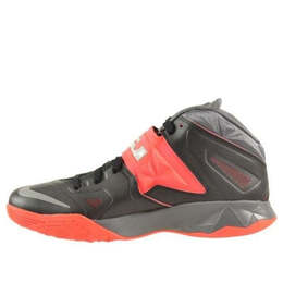 Кроссовки lebron zoom soldier 7 'blk' Nike, мультиколор 599264-003 | blk/wlf gry-brght crmsn-drk gr