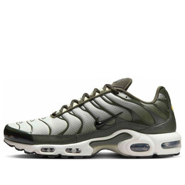 Кроссовки air max plus 'olive gradient white' Nike, зеленый dm0032-300 | olive gradient/white