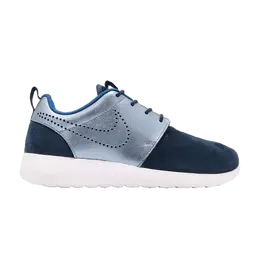 Кроссовки Nike Wmns Roshe One PRM Suede 'Mid Navy', синий 820228 400 | blue