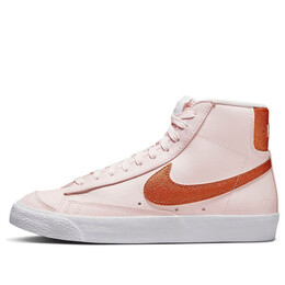 Кроссовки blazer mid '77 essential 'pink metallic copper' Nike, розовый dq7574-600 | pink/orange