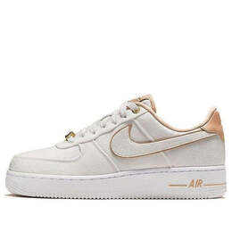 Кроссовки air force 1 low '07 lux 'basketball print' Nike, белый 898889-102 | white/bio beige-white-metallic gold