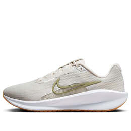 Кроссовки downshifter 13 'light bone neutral olive' Nike, мультиколор fd6476-010 | phantom/light bone/gum light brown/neutral olive
